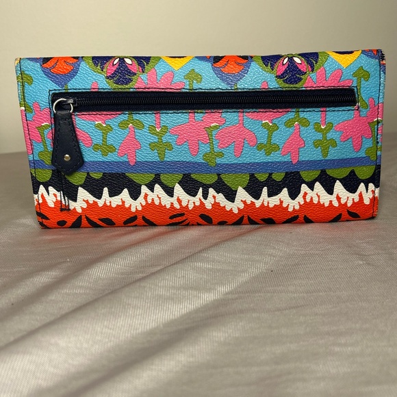 Vera Bradley Women's rio stripe Wallet - Pink and Orange vinyl magnetic tri-fold - Picture 2 of 7